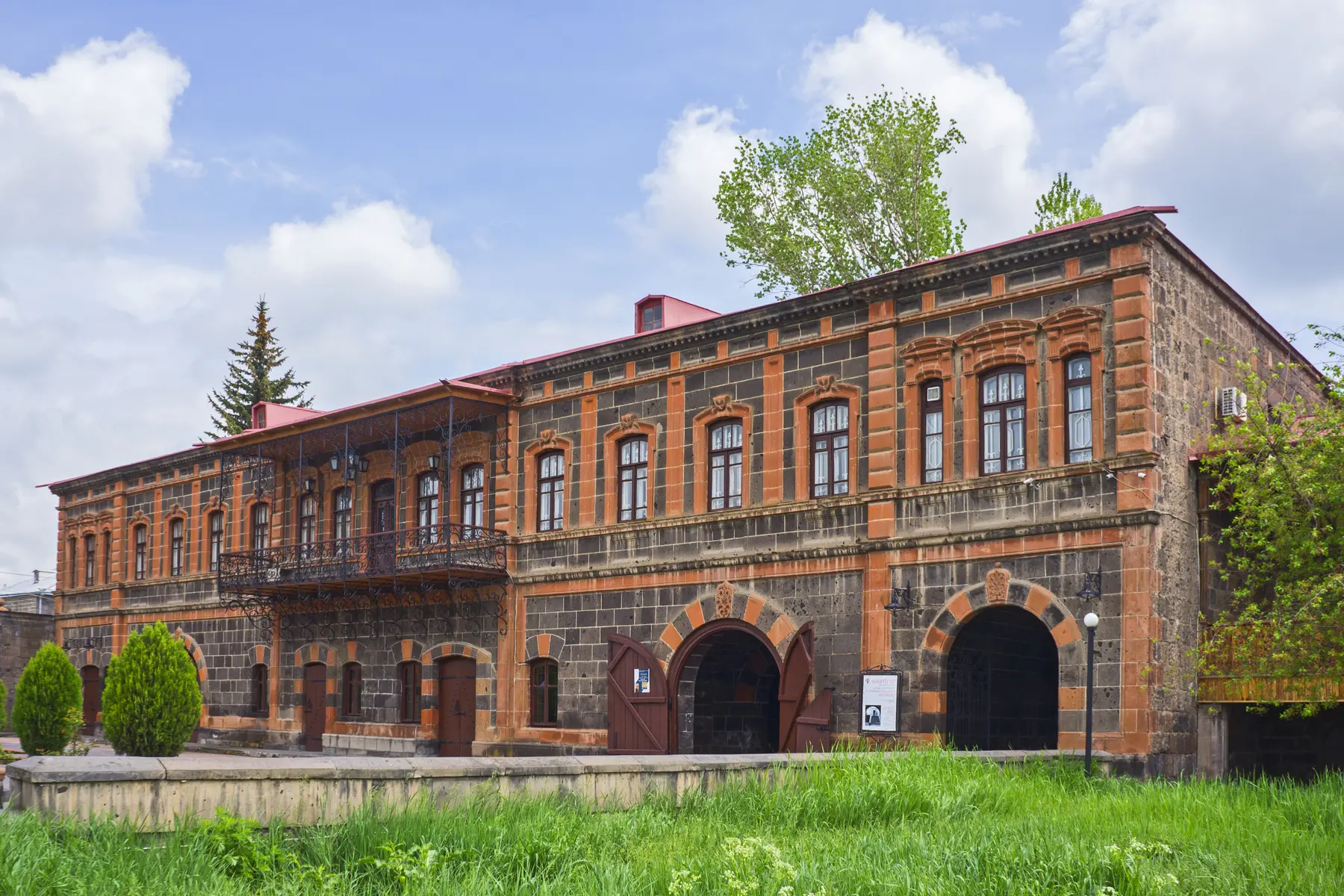 Gyumri: Tarihî Merkez, Kara Kale, Dzitoghtsyan Müzesi ve Harichavank
