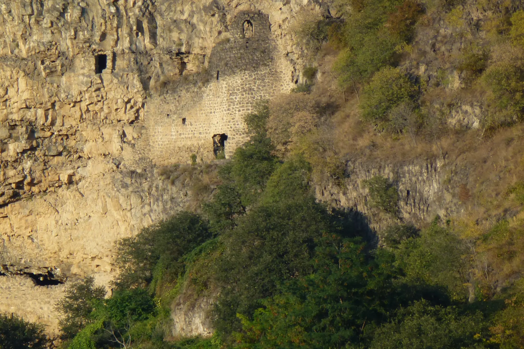 Haghpat, Zarni-Parni, Akhtala, Aramyants Kalesi ve Sanahin